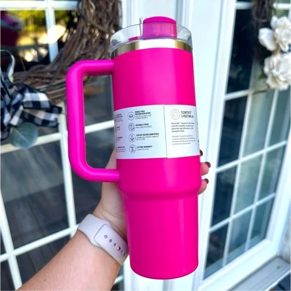 🎉LAST PIECE🎉 Stanley 30 oz. Quencher H2.0 FlowState Tumbler Camelia - Picture 3 of 14